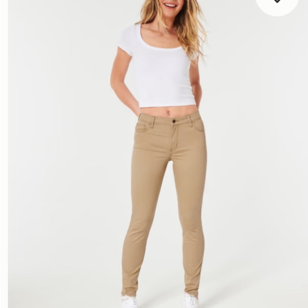 Hollister High-Rise Khaki Super Skinny Pants